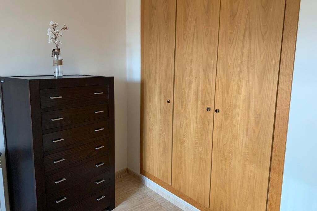 Apartamento Miramar . Amplitud Y Comodidad อัลมาโซรา ภายนอก รูปภาพ