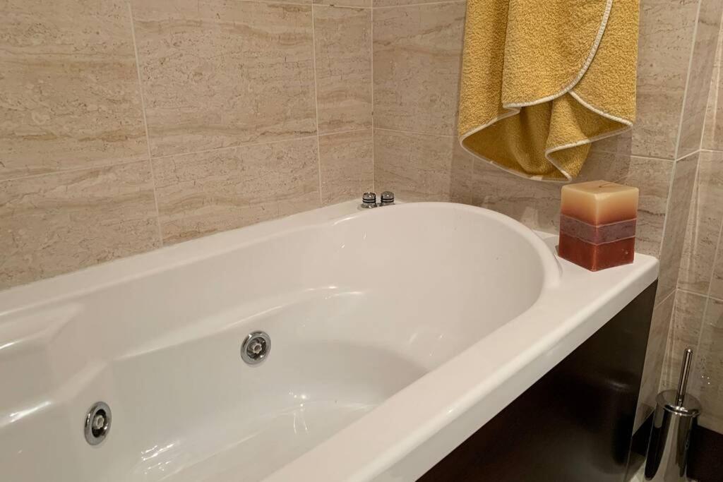 Apartamento Miramar . Amplitud Y Comodidad อัลมาโซรา ภายนอก รูปภาพ