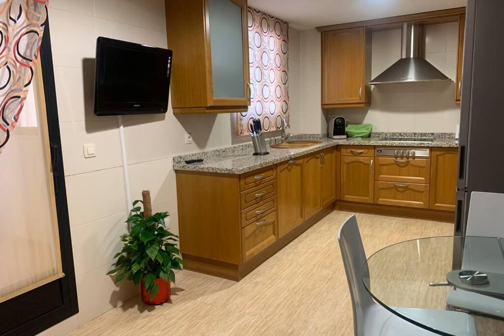 Apartamento Miramar . Amplitud Y Comodidad อัลมาโซรา ภายนอก รูปภาพ